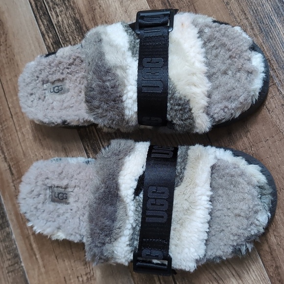 Ugg Fluffita Cali Collage Slipper Beige/Black size 10.0 - Picture 2 of 9